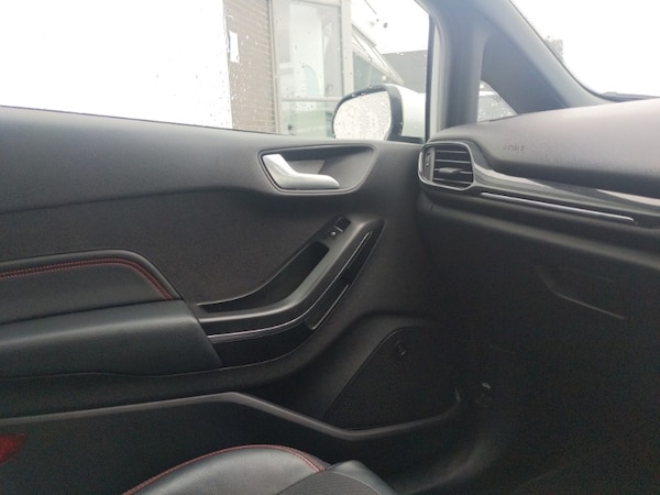 Used Ford Fiesta 2020 for sale - 76301729: Photo 19