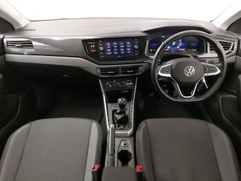 Used Volkswagen Polo 2024 for sale - 77987674: Photo