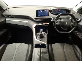 Used Peugeot 3008 2018 for sale - 77114848: Photo