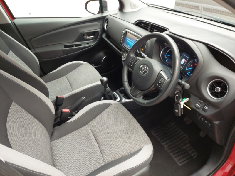 Used Toyota Yaris 2020 for sale - 77947453: Photo 13