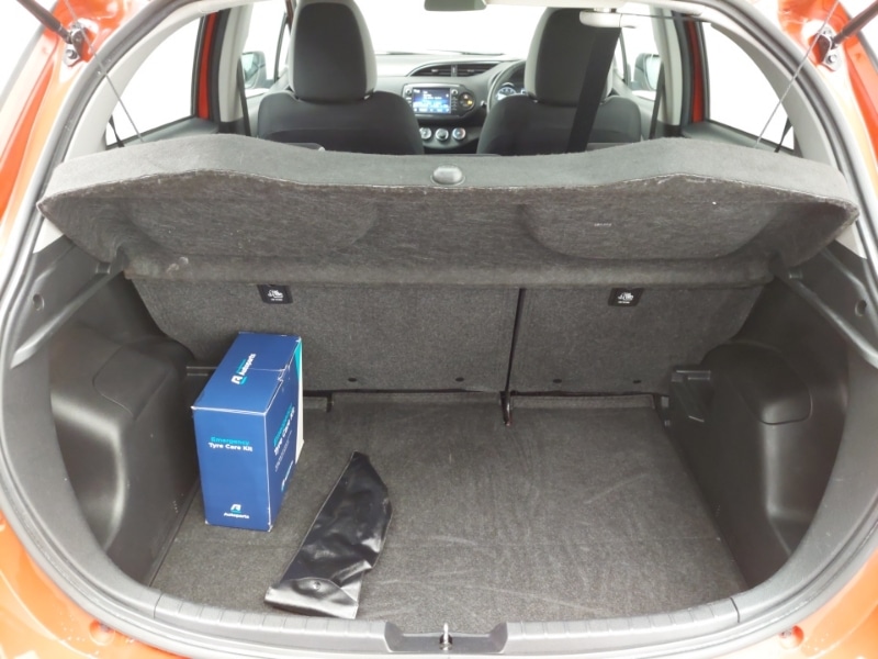 Used Toyota Yaris 2020 for sale - 77947453: Photo 8