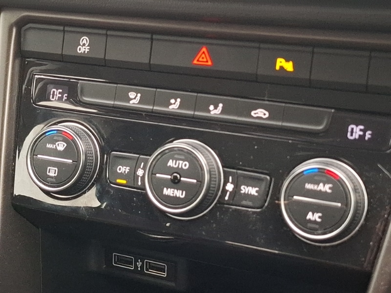 Used Volkswagen T-Roc 2018 for sale - 76331540: Photo 18