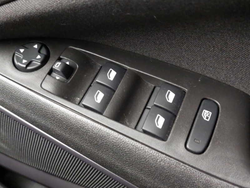 Used Vauxhall Crossland 2023 for sale - 77304120: Photo 16