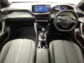 Used Peugeot 2008 2024 for sale - 79517623: Photo