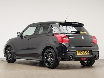 Used Suzuki Swift 2020 for sale - 76885393: Photo