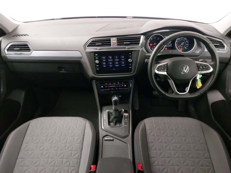 Used Volkswagen Tiguan 2023 for sale - 77815504: Photo 2