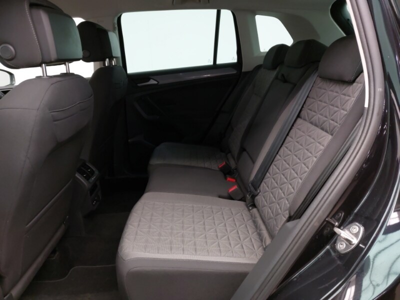 Used Volkswagen Tiguan 2023 for sale - 77815504: Photo 6
