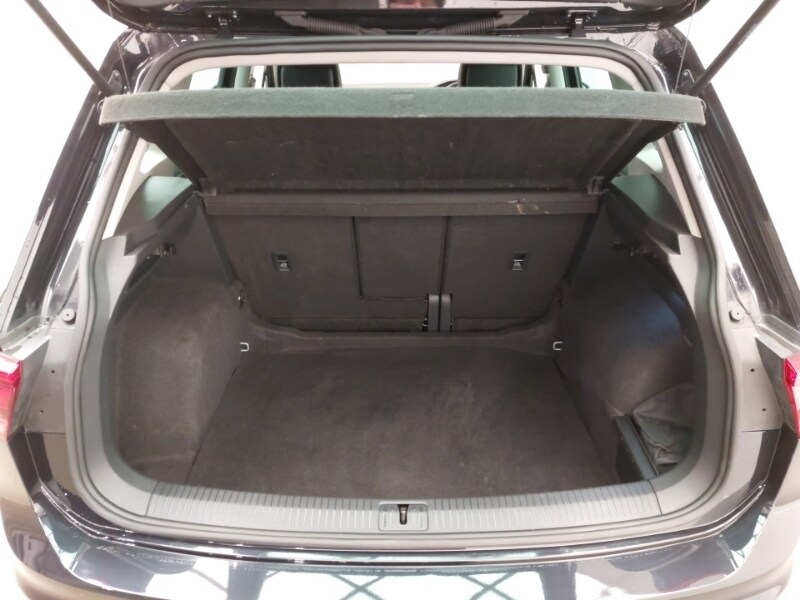 Used Volkswagen Tiguan 2023 for sale - 77815504: Photo 8