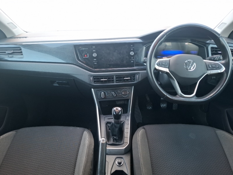 Used Volkswagen Polo 2023 for sale - 77214077: Photo 2