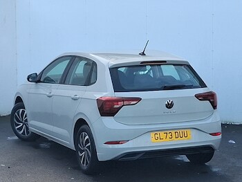 Used Volkswagen Polo 2023 for sale - 77214077: Photo