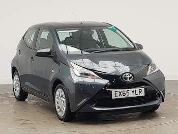 2015 - 1.0 VVT-i X-Play 5dr