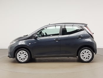 Used Toyota AYGO 2015 for sale - 77466379: Photo