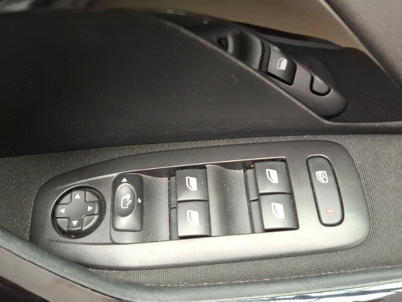 Used Peugeot 208 2019 for sale - 78040876: Photo 19