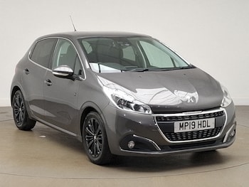 Used Peugeot 208 2019 for sale - 78040876: Photo