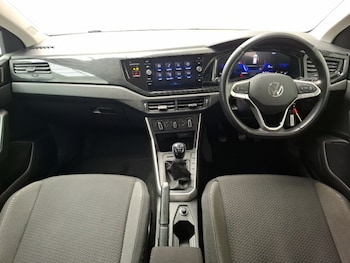 Used Volkswagen Polo 2024 for sale - 78467449: Photo