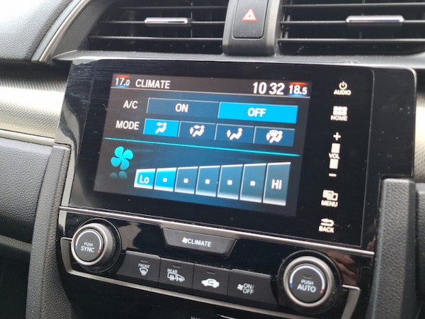 Used Honda Civic 2019 for sale - 76195434: Photo 14
