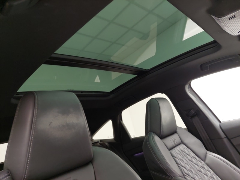 Used Audi Q4 e-tron 2022 for sale - 77035098: Photo 14