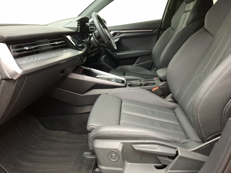 Used Audi A3 2024 for sale - 77150000: Photo 5