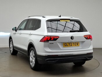 Used Volkswagen Tiguan Allspace 2023 for sale - 78383680: Photo
