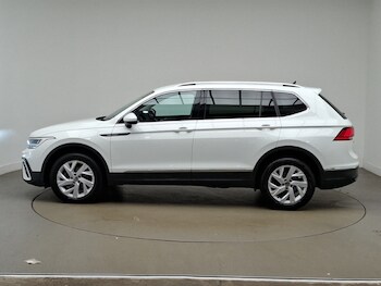 Used Volkswagen Tiguan Allspace 2023 for sale - 78383680: Photo