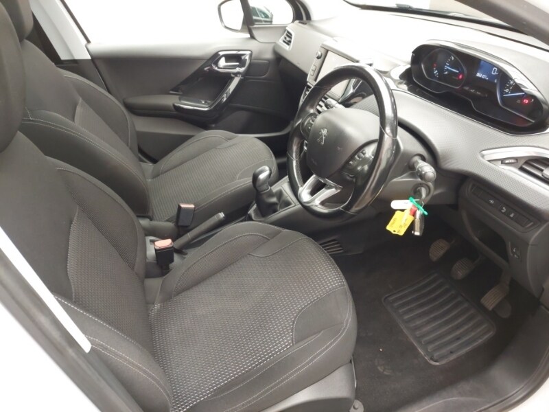 Used Peugeot 208 2016 for sale - 77086727: Photo 13