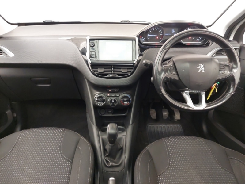 Used Peugeot 208 2016 for sale - 77086727: Photo 2