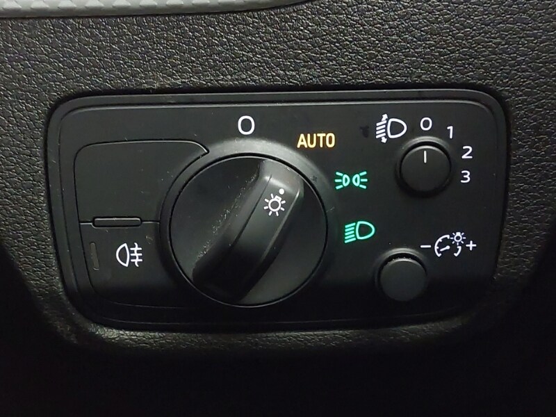 Used Audi Q2 2018 for sale - 77544042: Photo 19