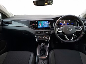 Used Volkswagen Polo 2023 for sale - 76699999: Photo