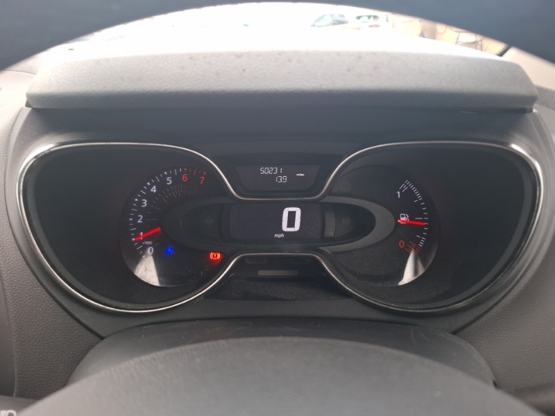 Used Renault Captur 2017 for sale - 76834033: Photo 17