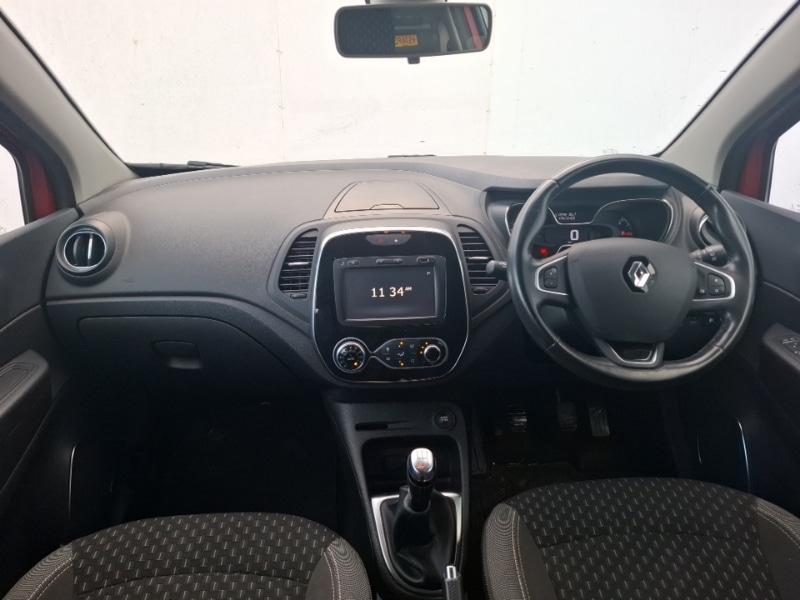 Used Renault Captur 2017 for sale - 76834033: Photo 2