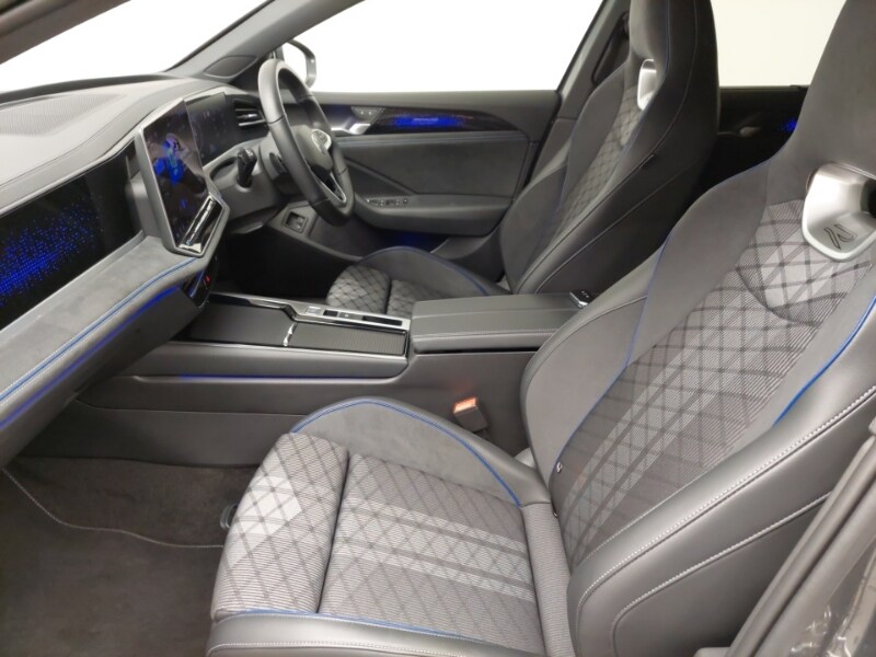 Used Volkswagen Passat 2025 for sale - 77265127: Photo 5