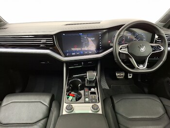 Used Volkswagen Touareg 2023 for sale - 78440462: Photo