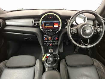 Used MINI Cooper 2018 for sale - 78071142: Photo
