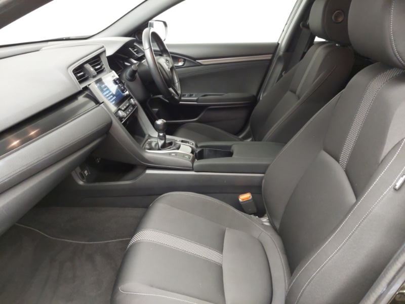 Used Honda Civic 2020 for sale - 76983244: Photo 5