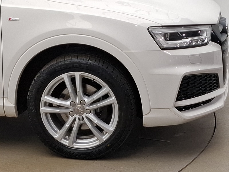 Used Audi Q3 2017 for sale - 78129104: Photo 9