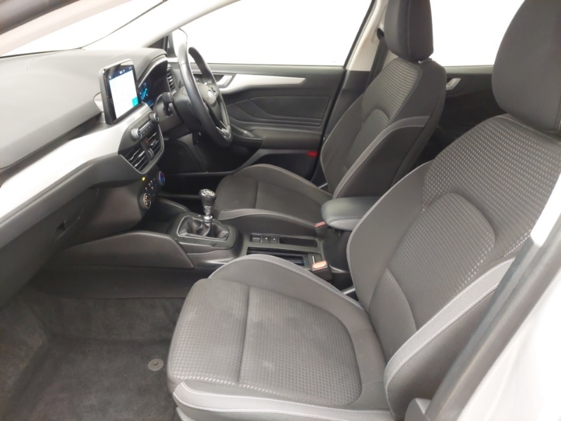 Used Ford Focus 2020 for sale - 76683503: Photo 5