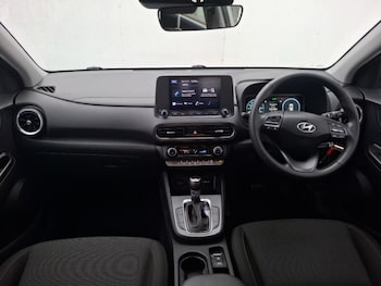 Used Hyundai KONA 2021 for sale - 76543206: Photo