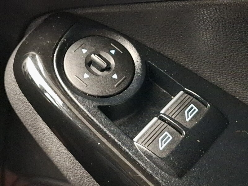 Used Ford Fiesta 2017 for sale - 77475859: Photo 19