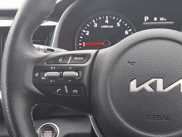 Used Kia Stonic 2023 for sale - 75775695: Photo 10
