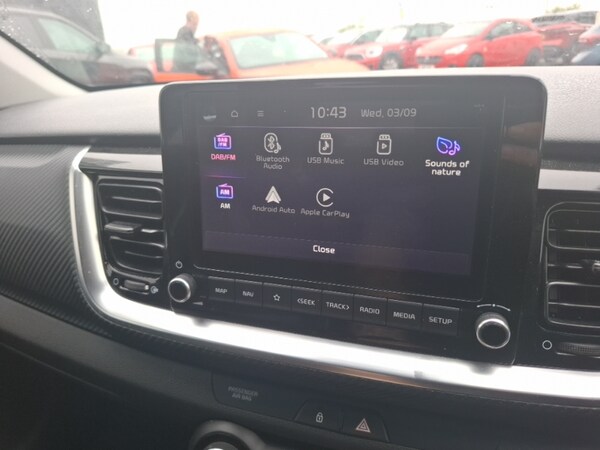 Used Kia Stonic 2023 for sale - 75775695: Photo 17