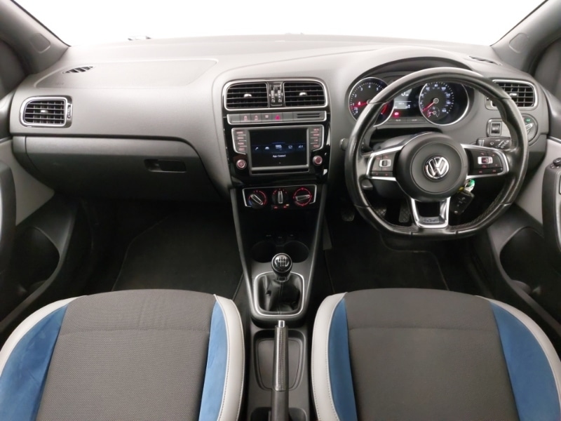 Used Volkswagen Polo 2017 for sale - 77503307: Photo 2