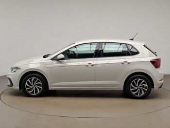 Used Volkswagen Polo 2024 for sale - 78178512: Photo