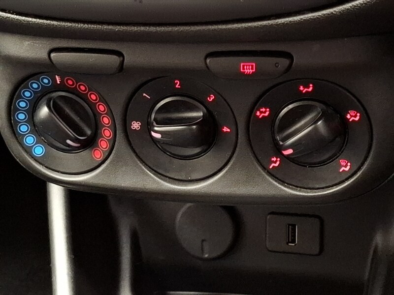 Used Vauxhall Corsa 2016 for sale - 78164081: Photo 14