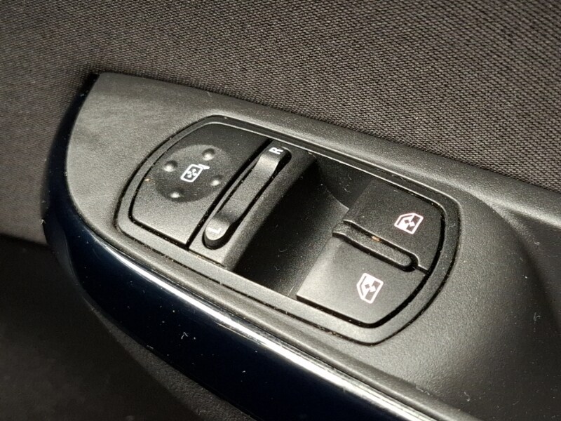 Used Vauxhall Corsa 2016 for sale - 78164081: Photo 15