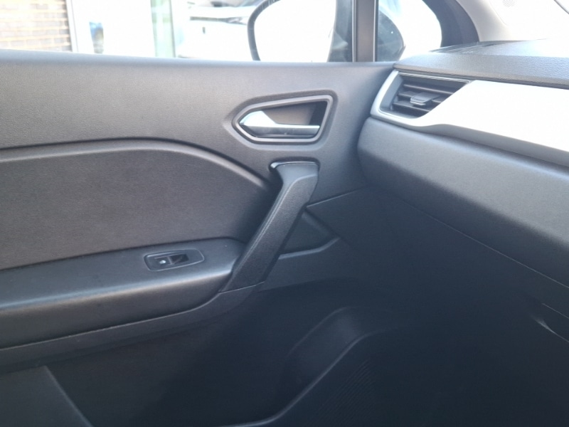 Used Renault Captur 2020 for sale - 76420836: Photo 18