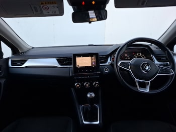 Used Renault Captur 2020 for sale - 76420836: Photo