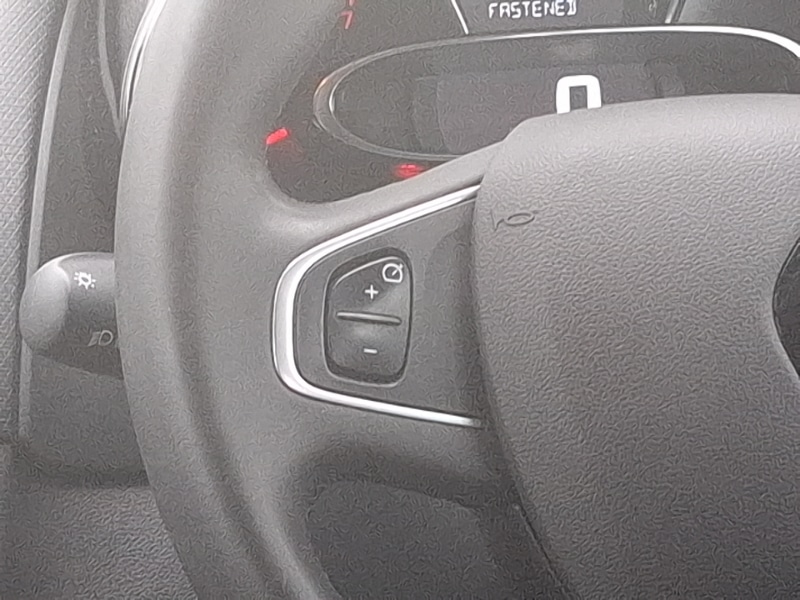 Used Renault Clio 2019 for sale - 76879853: Photo 10