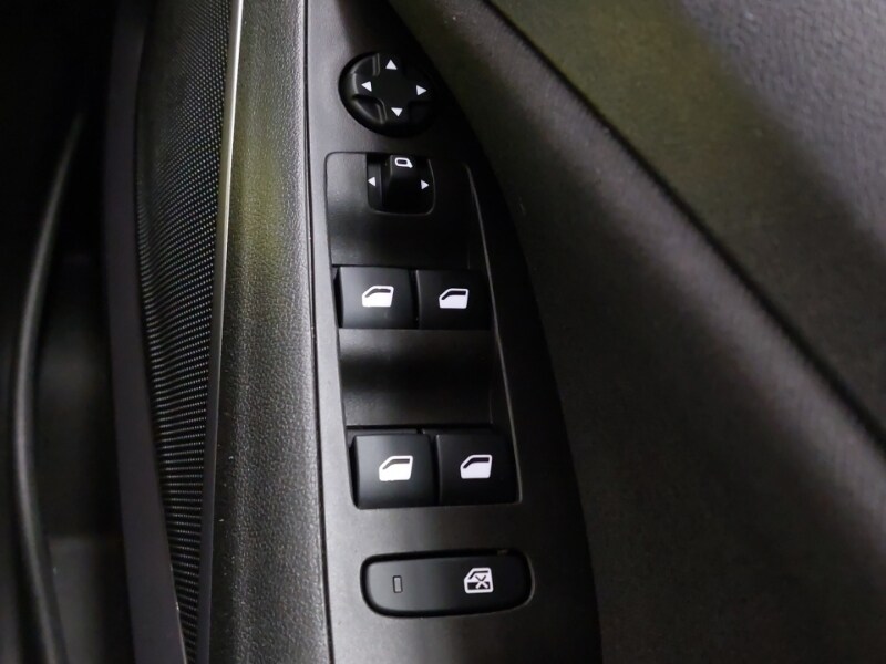 Used Vauxhall Crossland 2022 for sale - 77078168: Photo 18