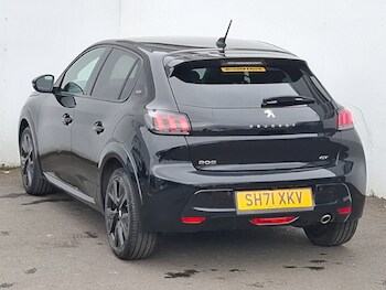 Used Peugeot 208 2021 for sale - 75640792: Photo