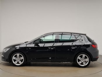 Used SEAT Leon 2019 for sale - 79020619: Photo